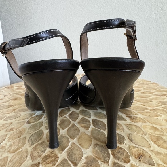 Salvatore Ferragamo Black Slingback Heels Peep-Toe Leather Sandals size 8.5B - Picture 9 of 12
